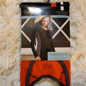 🎈 3 For $60 Cuddl Duds FleeceWear Long Sleeve V-Neck